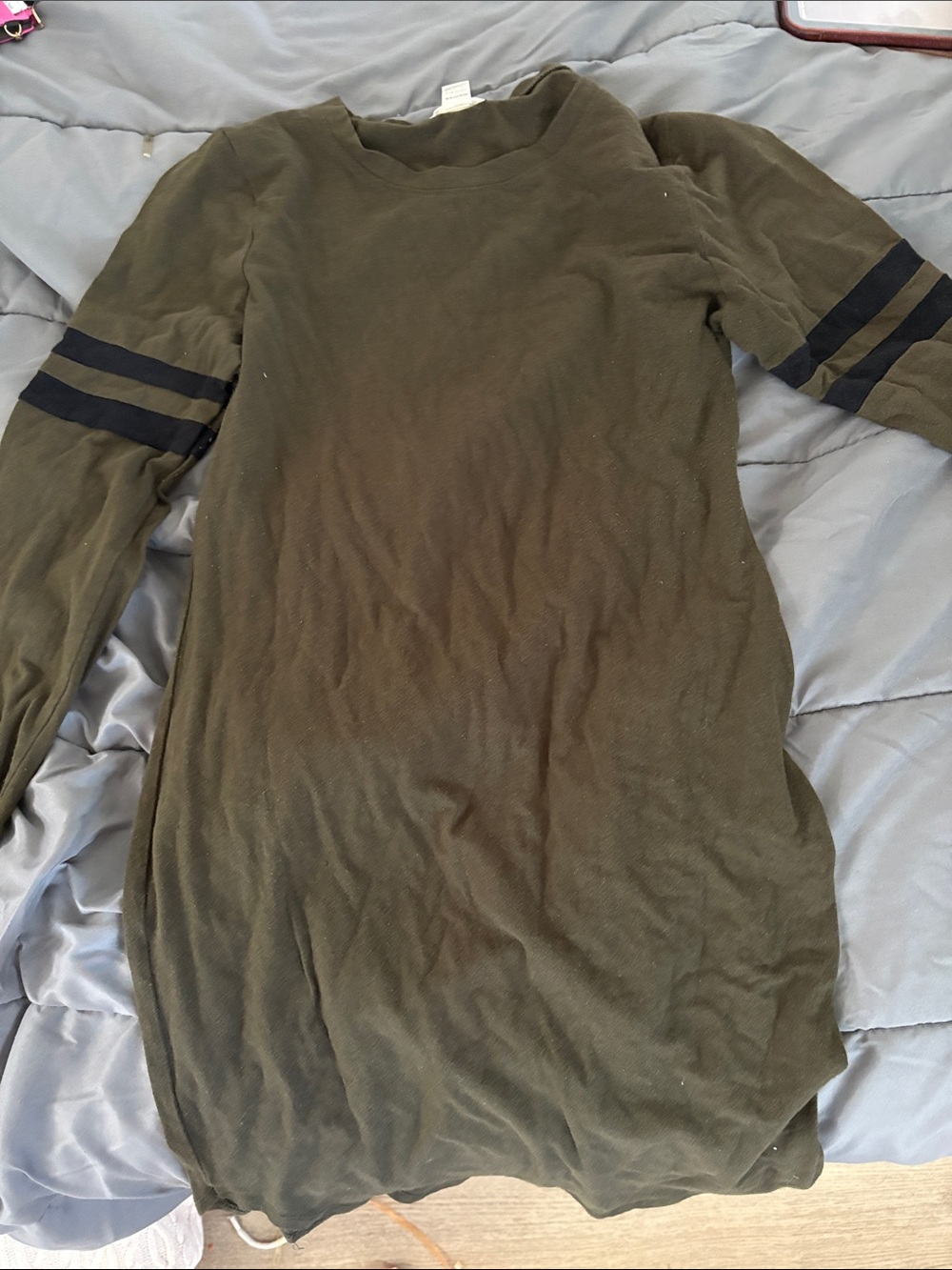 Bozzolo Olive Green Crew Neck Top
